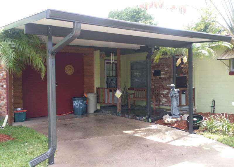 Aluminum Awnings vs. Canvas Awnings