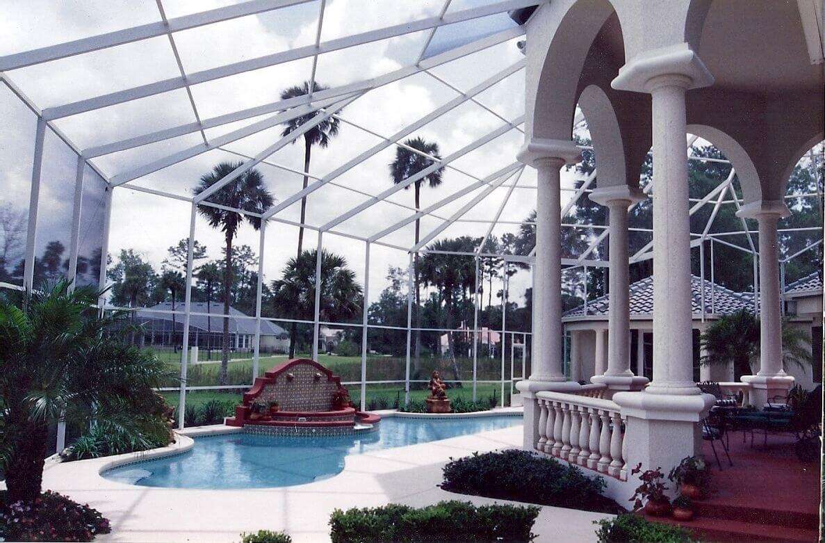 Factors in Determining Cost of a Pool Screen Enclosure