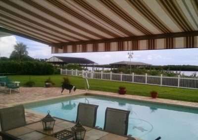 retractable awnings