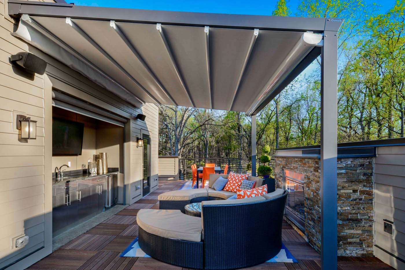 Palladia Retractable Awning patio