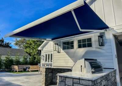 retractable awning