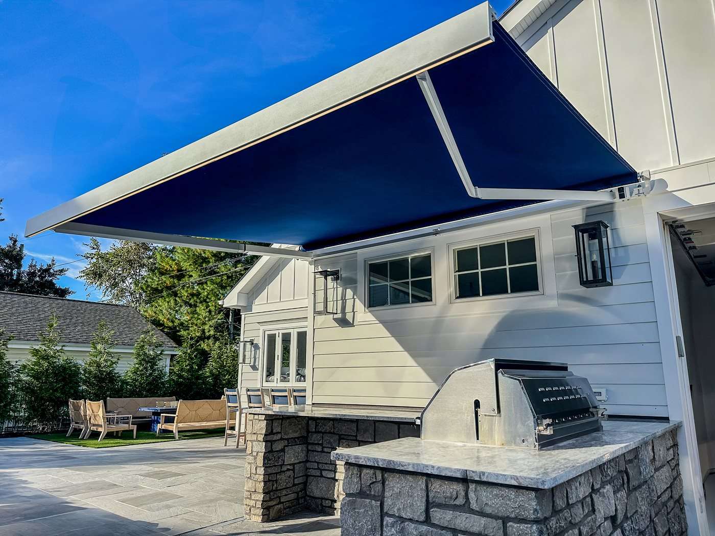 Svet Retractable Awning
