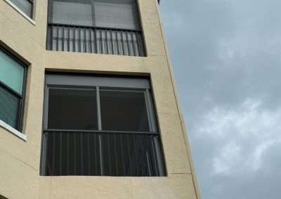 apartment screened in balcony